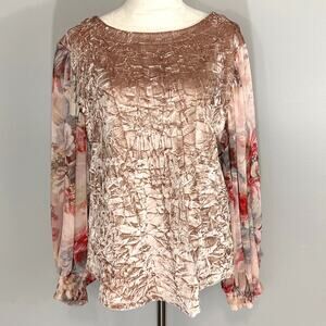 Meadow Rue Anthropologie Blush Pink Crushed Velvet Floral Sleeve Top Med Fits L